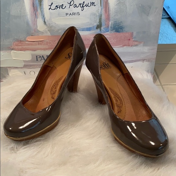 taupe patent leather pumps